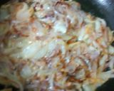A picture of step 3 of Malai onion matar.