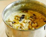 A picture of step 2 of Sweet Pongal.