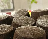 Foto langkah ke 6 dari resep Lava Cake (Beng - Beng Molten Cake) Ala Pita.