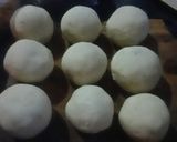 Foto langkah ke 3 dari resep Bola Ubi Keju isi Coklat.