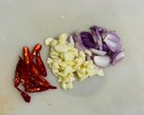 Foto langkah ke 2 dari resep Telur Ceplok Kecap.