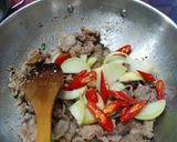 Foto langkah ke 4 dari resep Tumis Daging Pedas.