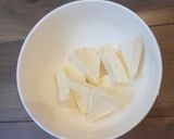 Hình bước làm 2 của món Bánh sữa chua đơn giản