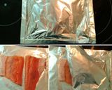 Foto del paso 3 de la receta: Trucha asalmonada con guarnición de gambas y verduras