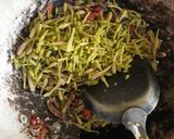 Foto langkah ke 3 dari resep Tumis Teri Bunga Pepaya.