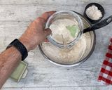 Foto del paso 4 de la receta Pan casero de harina de trigo