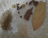 A picture of step 1 of Chicken White Biryani.