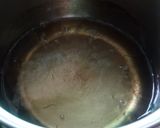 A picture of step 4 of Besan Halwa.