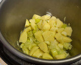 Foto del paso 4 de la receta: Puré de puerro y patatas en olla GM D