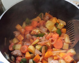 Foto del paso 2 de la receta: Guiso carrero