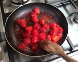 รูปขั้นตอนการทำที่ 1 ของ Ketogenic strawberry jam