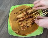 Foto langkah ke 13 dari resep Sate Ayam Bumbu Kacang.