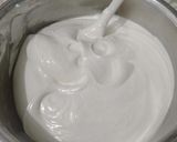Foto langkah ke 3 dari resep Bolu Kukus Putih Telur.