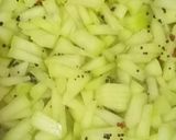 A picture of step 1 of Peper (Raw Papaya) shukto.