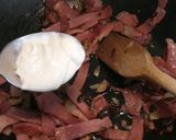 A picture of step 2 of Linguine allo speck.