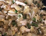 A picture of step 5 of Chicken & Peas Stir Fry, in Basil Oil.