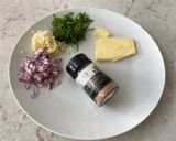 A picture of step 2 of Pan-Roasted Greenland Halibut with Truffle Seasoning Sauces.