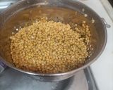 Foto del paso 2 de la receta Lentejas al curry y mango