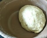Foto langkah ke 2 dari resep Donat Kampung Gula Putih Ekonomis.