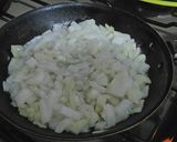 Foto del paso 1 de la receta: Empanadas de Jamón y queso (con un toque de anchoas)