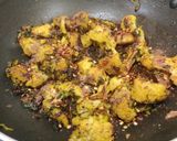 A picture of step 7 of Aloo Gobhi with Methi.