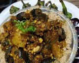 वांगे बटाटा सुकी भाजी (vange batata suki bhaji recipe in marathi) रेसिपी स्टेप 4 फोटो 