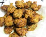 A picture of step 5 of Methi Na Gota.