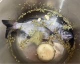 Foto del paso 1 de la receta: Sopa de pescado