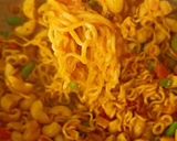 A picture of step 3 of Macaroni with maggi.
