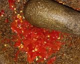 Foto langkah ke 3 dari resep Cumi kuah merah asam pedas.
