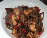 Pas rețetă Noodles cu legume și carne 5 fotografie