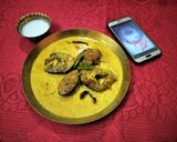A picture of step 3 of Thakurbarir special dudh rui fish curry.
