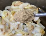 Gambar langkah 3 resipi Sup Masam Pedas Cendawan Tiram dan Tauhu Telur (Ala Thai).