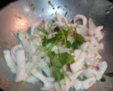 Hình bước làm 4 của món Mực xào chua ngọt