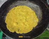 A picture of step 4 of Multigrain Mint Khakhra.