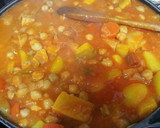 Foto del paso 4 de la receta: Garbanzos con tomate