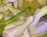 Foto langkah ke 3 dari resep Opor Ayam bumbu kuning.