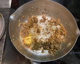 A picture of step 2 of Spinach saag.