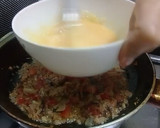 Foto langkah ke 2 dari resep Tuna Omelette.