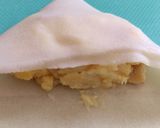 Foto langkah ke 4 dari resep Double Cheese Samosa.