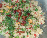 A picture of step 5 of Rava Upma.