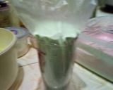Foto langkah ke 3 dari resep Bolu Kukus Semangka Mekar (ukuran 1/2 kg).