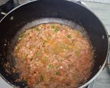 A picture of step 1 of Pav bhaji burgers.