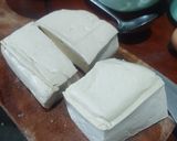 Foto langkah ke 1 dari resep Dua Menu: Tahu Ayam Kukus dan Sop Ayam Tahu.