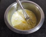 A picture of step 2 of Egg Halwa.