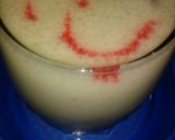 A picture of step 2 of Banana shake.
