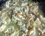 Foto del paso 2 de la receta: Huevo con salsa de tomatillo