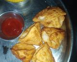 A picture of step 3 of Mini ice cream cone chaat.