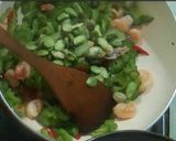 Foto langkah ke 4 dari resep Tumis Pare Udang dan Pete.