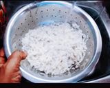 A picture of step 1 of Heathy tasty Kanda poha.